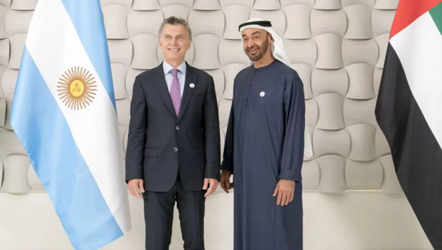 Macri se reunió con el príncipe de Emiratos Árabes, última actividad de su gira por Asia