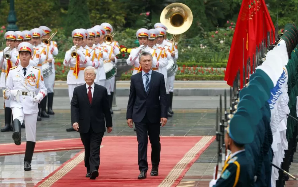 BIEVENIDA. El presidente de Vietnam, Nguyen Phu Trong, recibió a Mauricio Macri. Caminan hacia una apertura recíproca de mercados. REUTERS