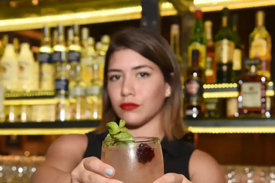 Barmaids: las dueñas de la barra