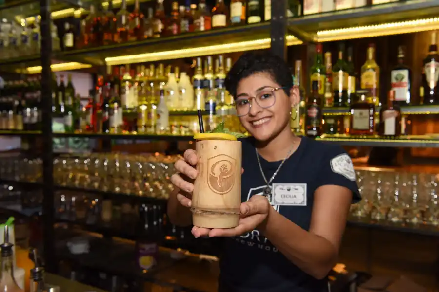 Barmaids: las dueñas de la barra
