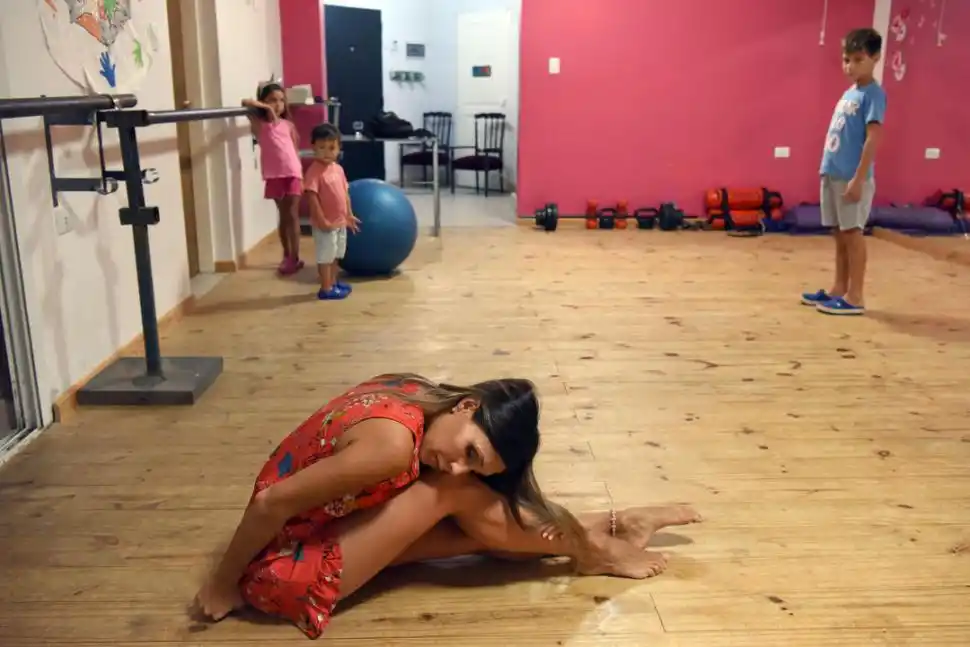 SOLEDAD VILLAGRA. Es bailarina y, muchas veces, sus hijos la acompañan a los ensayos.