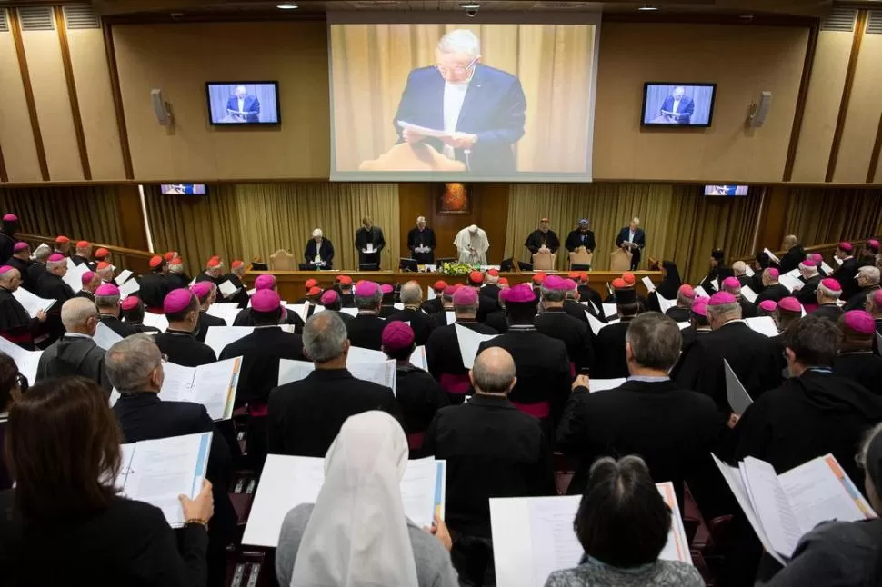 CIERRE. El pontífice y los obispos dieron un informe al final del encuentro.  reuters