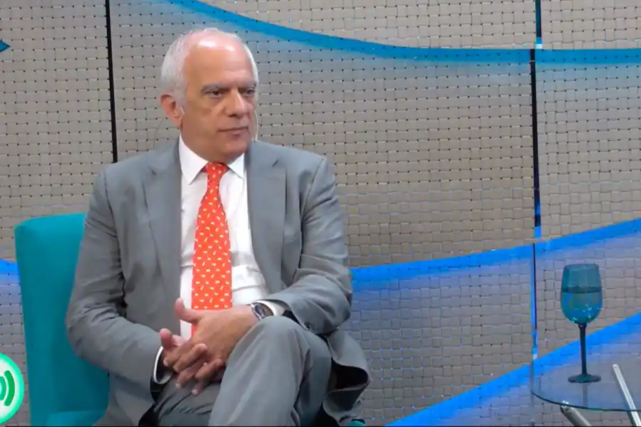 AÑOS DE LUCHA. El abogado Mrad, en los estudios de LA GACETA.