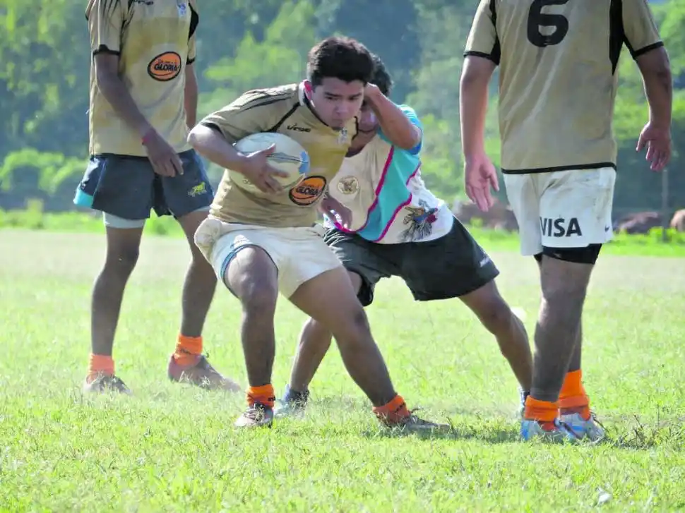 RESPETO. Se enseña a jugar “con” el rival y no “contra” él. foto de josé rubino