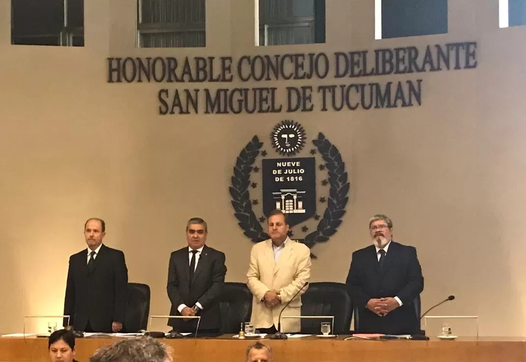 Alfaro propuso que Tucumán aplique el sistema de revocatoria de mandatos