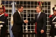 Guaidó le manifestó a Macri que una dictadura ha secuestrado a Venezuela