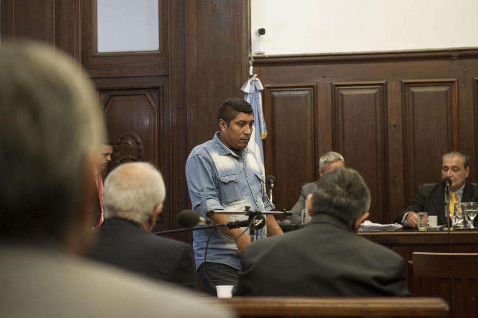 CAMBIO. Hugo Sánchez fue detenido durante la audiencia por amenazas.