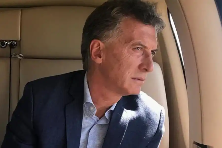 En una ceremonia íntima, Macri despidió a su padre