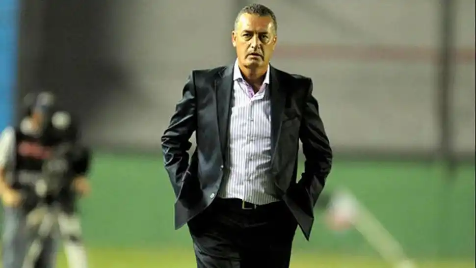 MISIÓN. Alfaro intentará aportar lo suyo para recuperar la mística copera de Boca.  