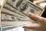 El dólar superó los $ 43, pese a la suba de tasas y ventas de futuros del Banco Central
