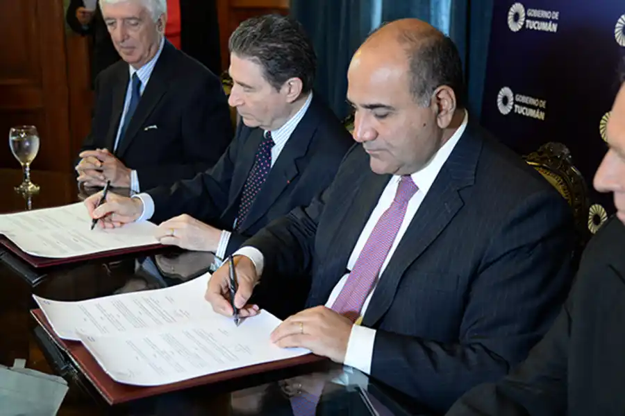 CONVENIO FIRMADO. La lengua francesa será considerada una materia de las escuelas públicas.