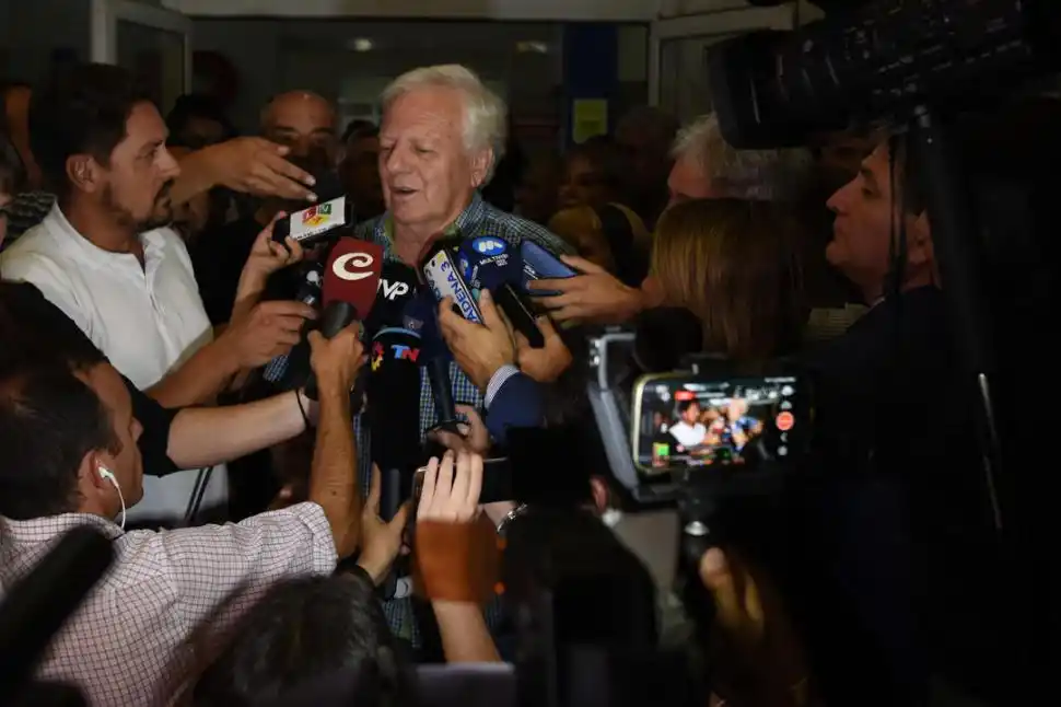 Música y fe en una vigilia con pronóstico reservado