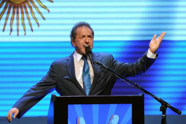 Scioli: voy a ser precandidato a presidente al servicio de todos los argentinos