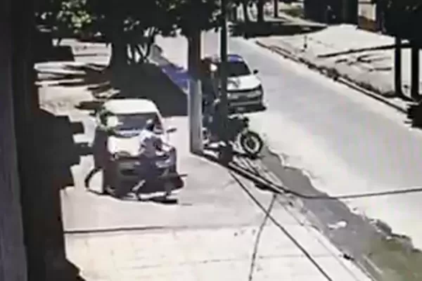 Dos ataques de motochorros, a tiros y puntazos