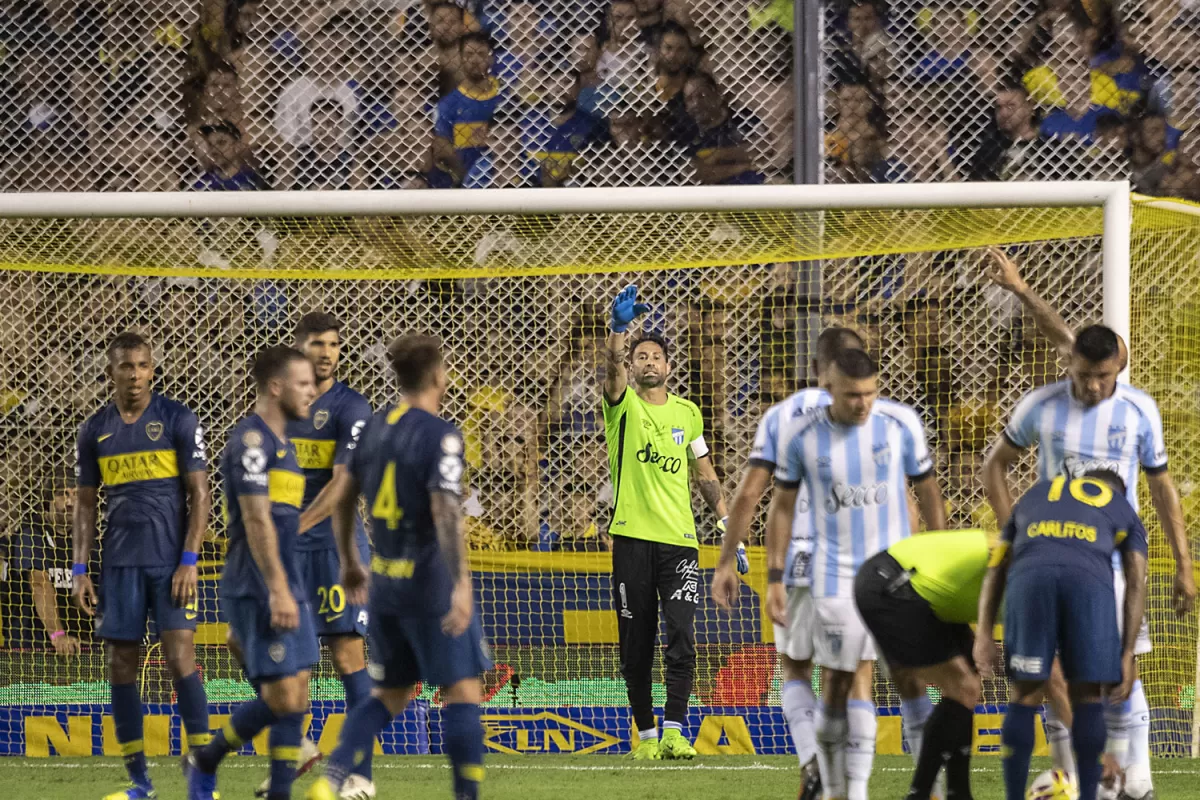 PASÓ EN 2017. Aliendro en acción, durante el partido que jugó por la Copa Sudamericana ante Oriente Petrolero en el estado “Tahuichi Aguilera”. REUTERS