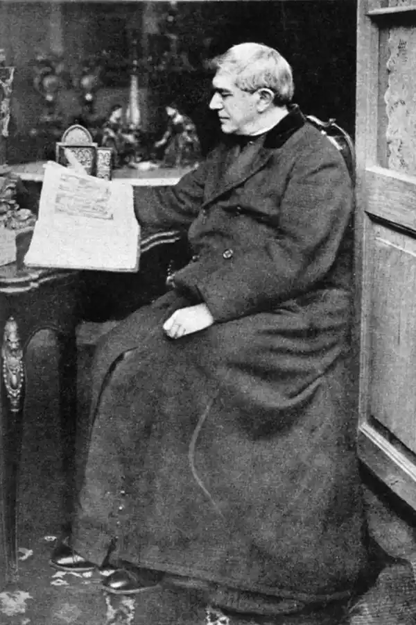 EL INVESTIGADOR. Monseñor Pablo Cabrera dio con la copia del acta de 1565, examinando un expediente de La Rioja.