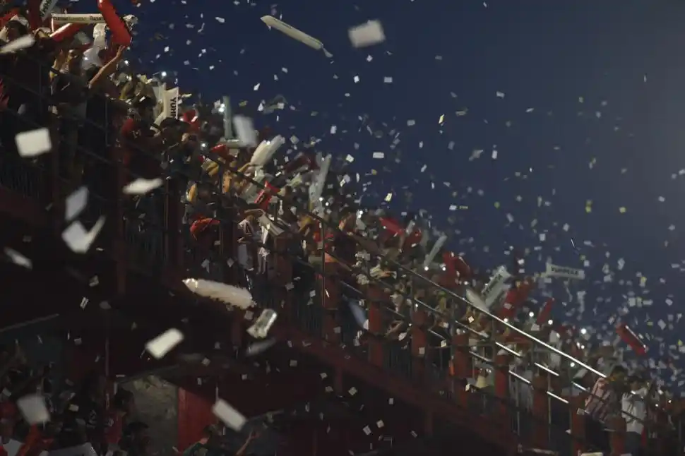  la gaceta  / fotos de diego aráoz - juan pabo sanchez noli