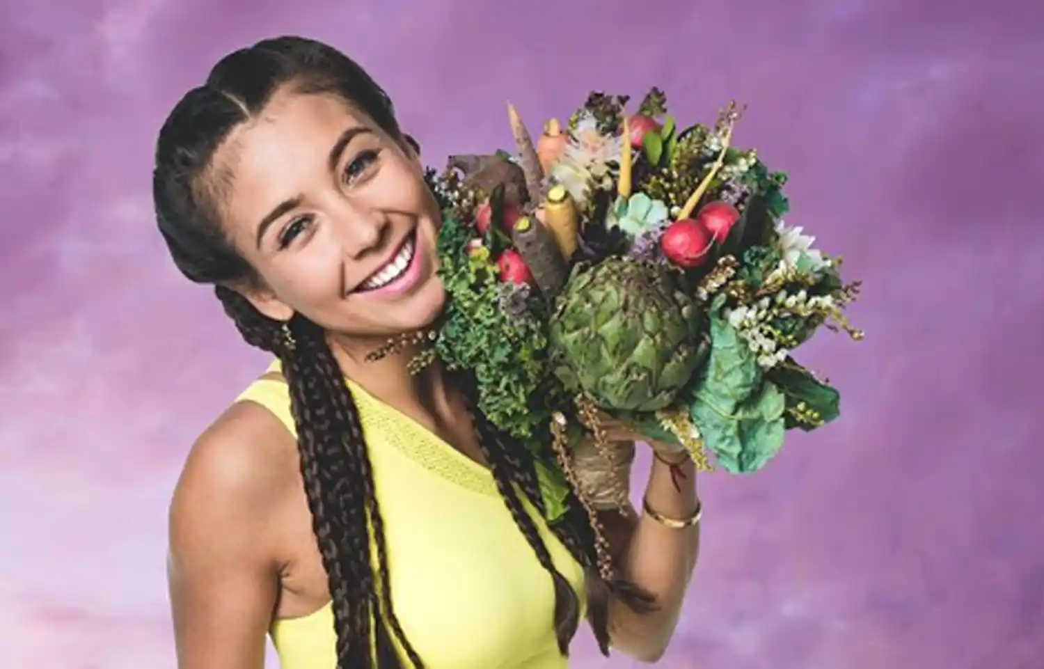 RAWVANA. La youtuber vegana escrachada por comer carne.