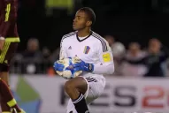 No nos da miedo enfrentar a Messi, aseguró el arquero venezolano Faríñez