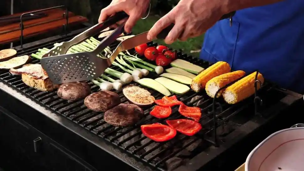 OFERTA VEGANA. En Buenos Aires más locales venden platos veganos; hubo un proyecto que no prosperó para exigir estos menúes en todos los bares. 