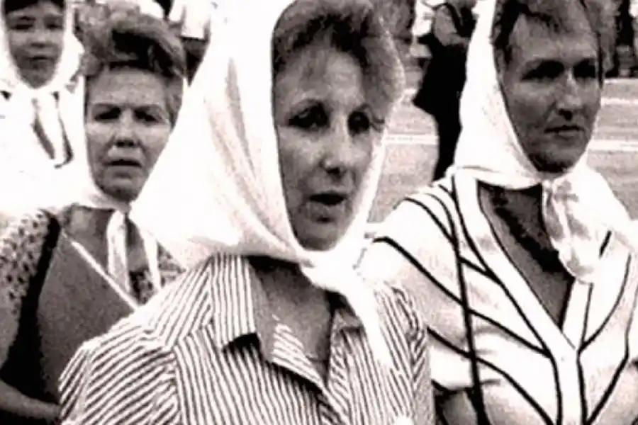 ESTELA DE CARLOTTO. Presidenta de Abuela de Plaza de Mayo.
