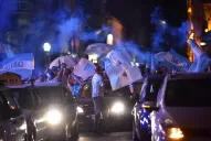 Siete postales de los hinchas de Racing en la plaza Independencia