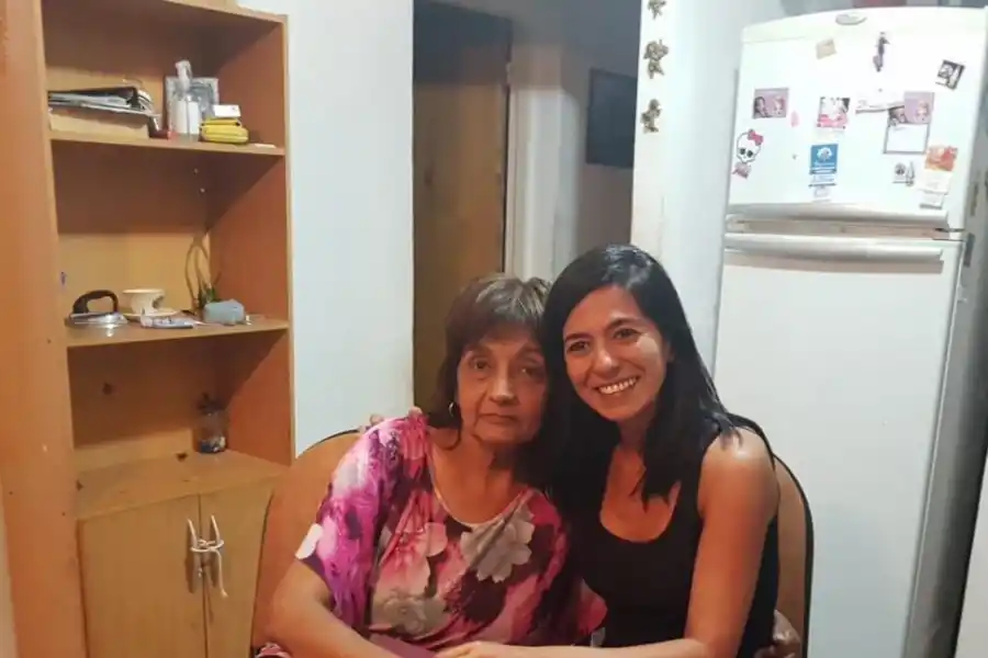 EL ENCUENTRO. MARÍA JOSÉ Y RAMONA MALDONADO.- 