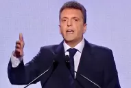 Con fuertes críticas a Macri, Sergio Massa lanzó su precandidatura presidencial