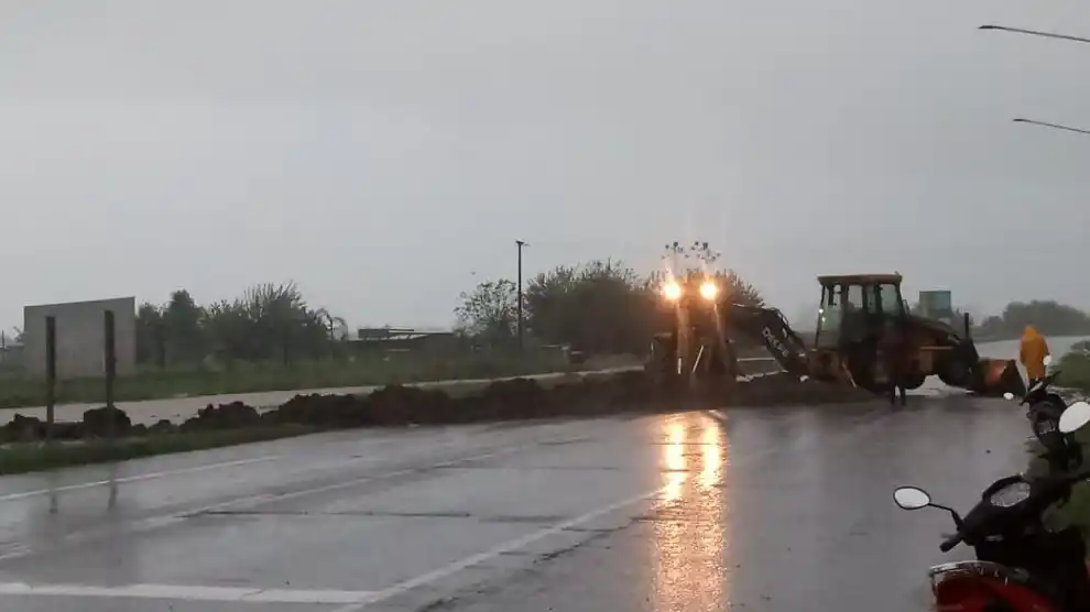 Lo que dejó el temporal: rutas cortadas, personas evacuadas y varios daños en el sur de la provincia
