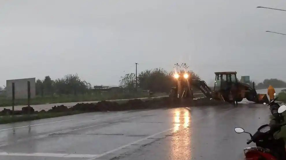Todavía hay evacuados, aseguró Manzur tras reunirse con el Comité de Emergencia