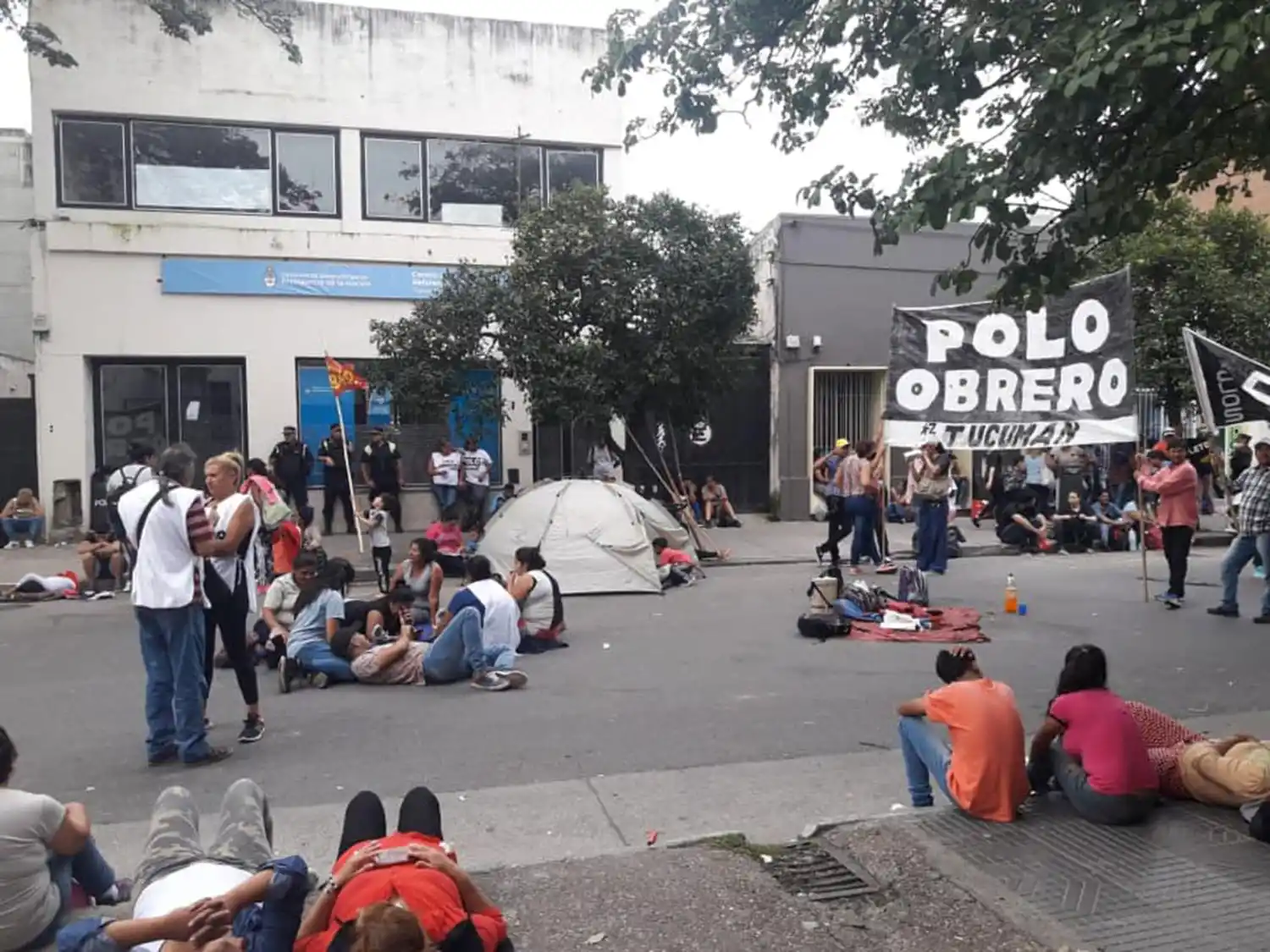 El tránsito seguirá cortado en Barrio Sur por una protesta nacional