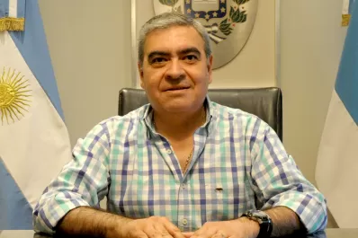 Hacen una de más, dijo Alfaro sobre los mercaditos sociales