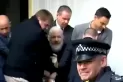 Detuvieron a Julian Assange en la embajada de Ecuador en Londres