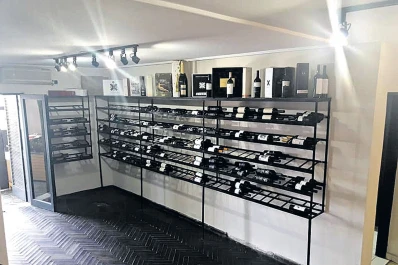 Asado y vino: en el nuevo Turkey la bodega y las carnes son los protagonistas