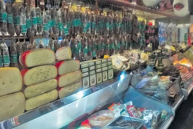 Sorprendete con una tabla de quesos de cabra, las vedettes de Don Jamón