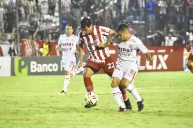 Copa de la Superliga: en tiempo de descuento, Acevedo empató el partido