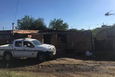 Más de 200 gendarmes irrumpieron en Villa Carmela