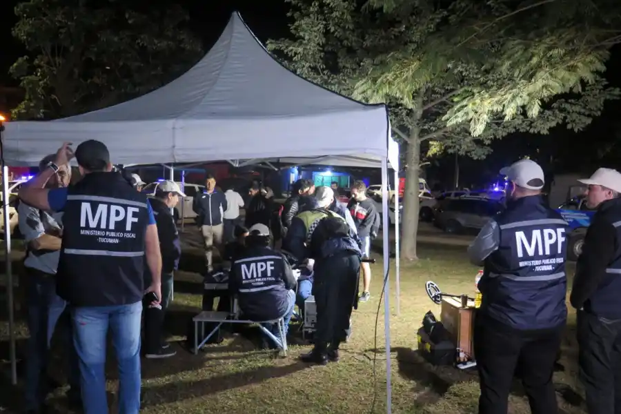 GRAN DESPLIEGUE. Trabajaron unos 350 uniformados.