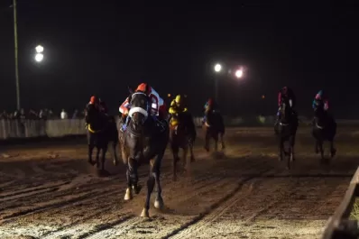 Turf: Snow Lion apabulló a sus adversarios