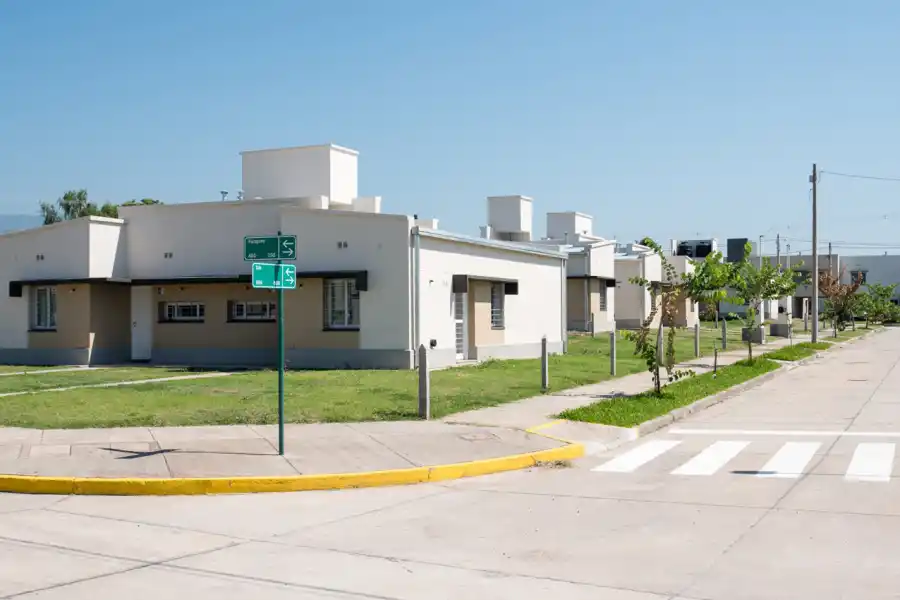Barrio Procrear Yerba Buena.