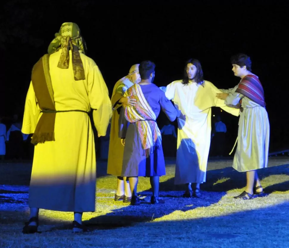 EN LOMAS DE TAFÍ. Escena del Domingo de Ramos de la representación que se reeditará el viernes. 