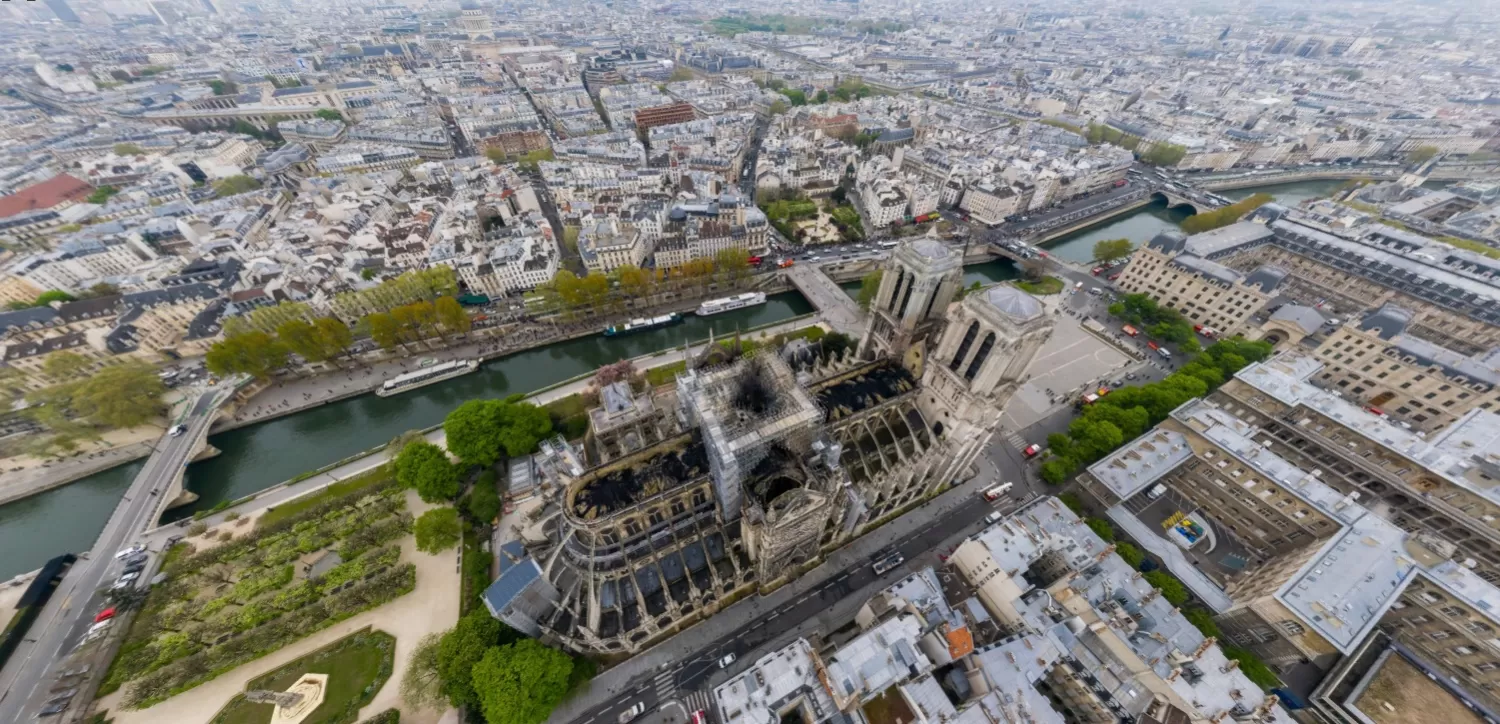 En 360°: así quedó la catedal de Notre Dame