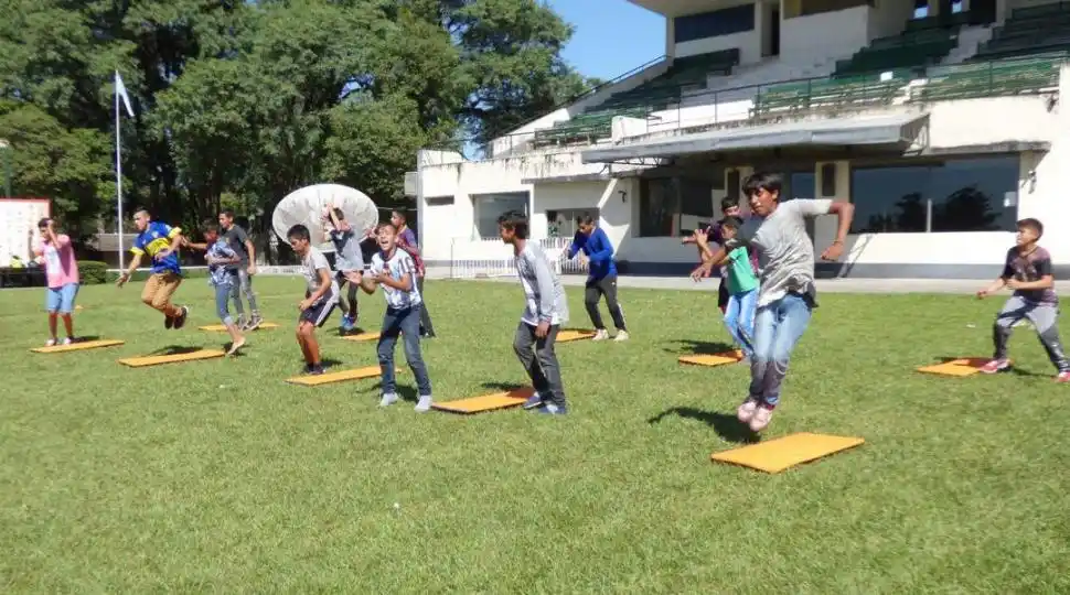 NO DEBUTÓ. Francisco Brito tiene 12 años y ya muestra excelente condiciones como aspirante a jinete. foto de patricio videla