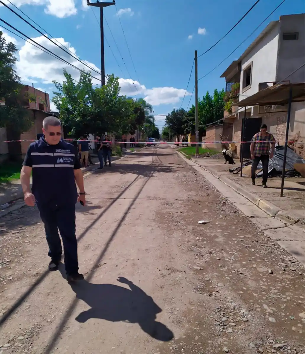 PERICIAS. Personal del ECIF trabajó en la escena del crimen.