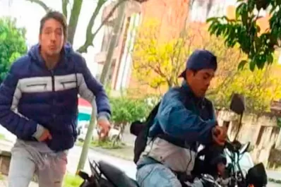 Tras una serie de allanamientos, se entregaron los motochorros que atacaron a una madre y a su hija