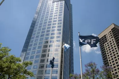 La Argentina pedirá que se suspenda un juicio por YPF
