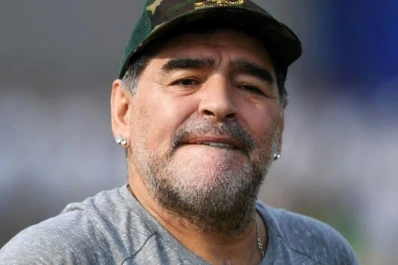 “Te lloro a la distancia”: el sentido mensaje de Maradona por la situación del país