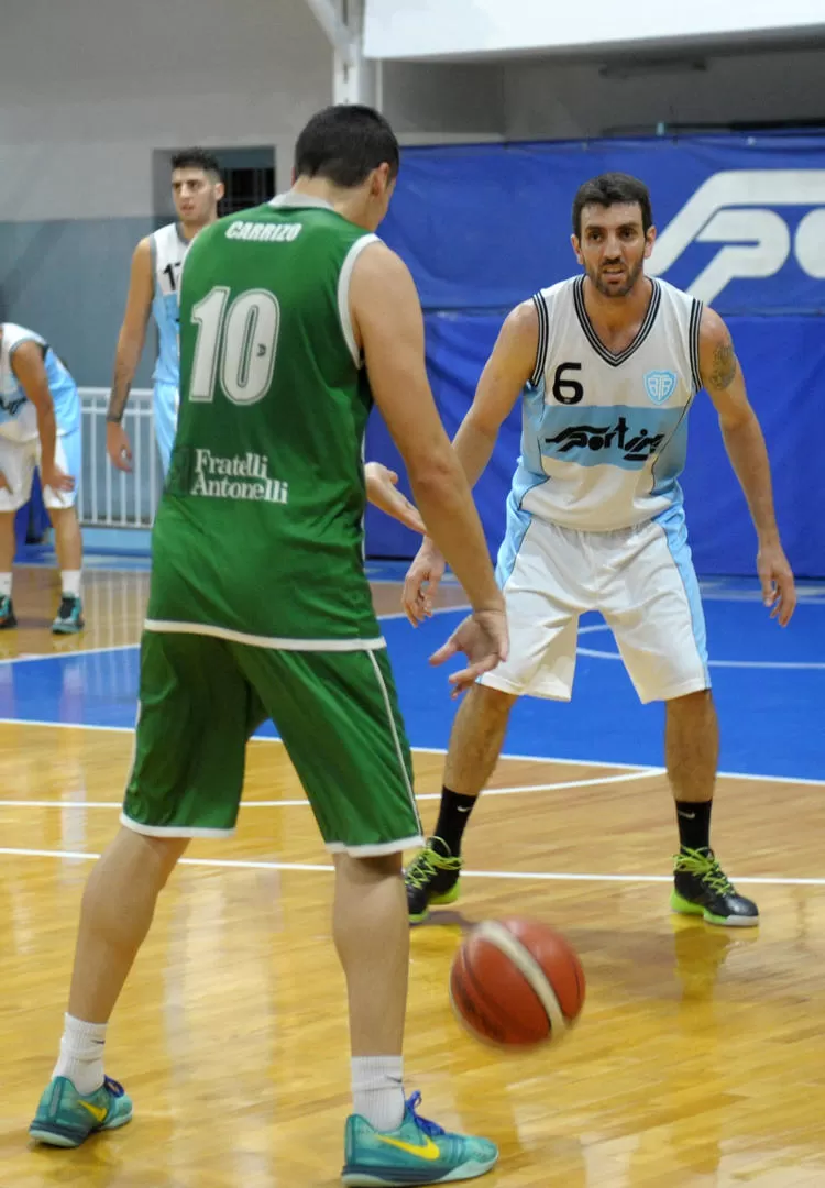 PLAZOLETA. En la primera fecha se jugará el clásico entre Mitre y Tucumán BB. la gaceta / Foto de José Nuno