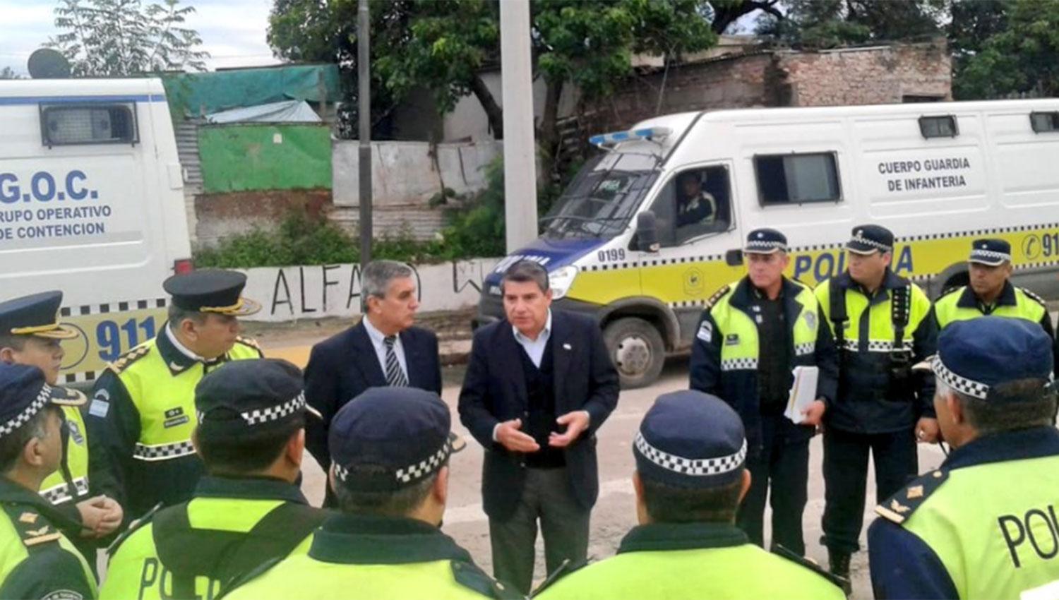 El ministro de Seguridad, Claudio Adolfo Maley, junto al secretario de Seguridad, Luis Ibáñez, supervisaron los operativos.