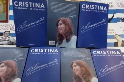 El libro de Cristina llega a Tucumán y crece la demanda